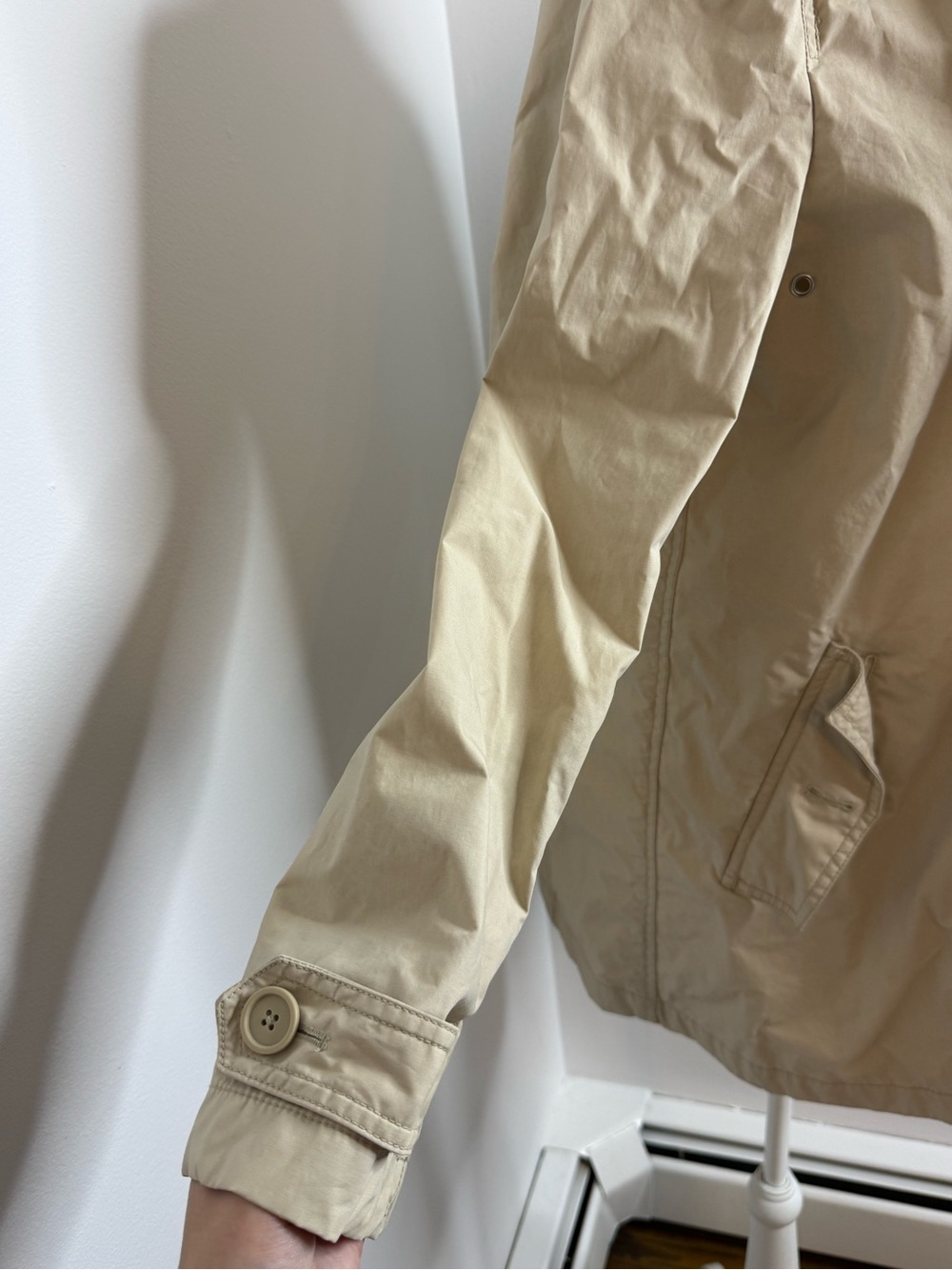 GAP Men's Light Tan Trench Coat - Picture 4 of 4